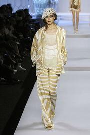 欧美时装图片贵族小姐,贵族小姐的优雅穿搭解析